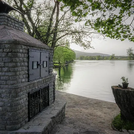 Rio Villa Bihac